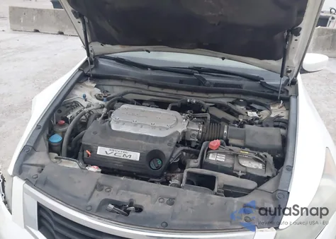 2010 Honda Accord 3.5 Ex-L из США, поврежденный, VIN 1HGCP3F84AA002077